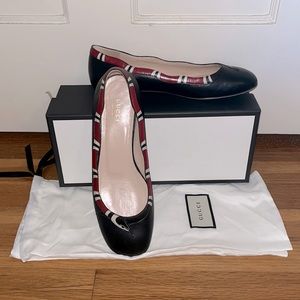 RARE Gucci Nero Snake Flats ~ Size 39 ~ Black & Hibiscus Red